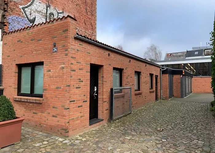 Cosy With Private Parking Hamburg